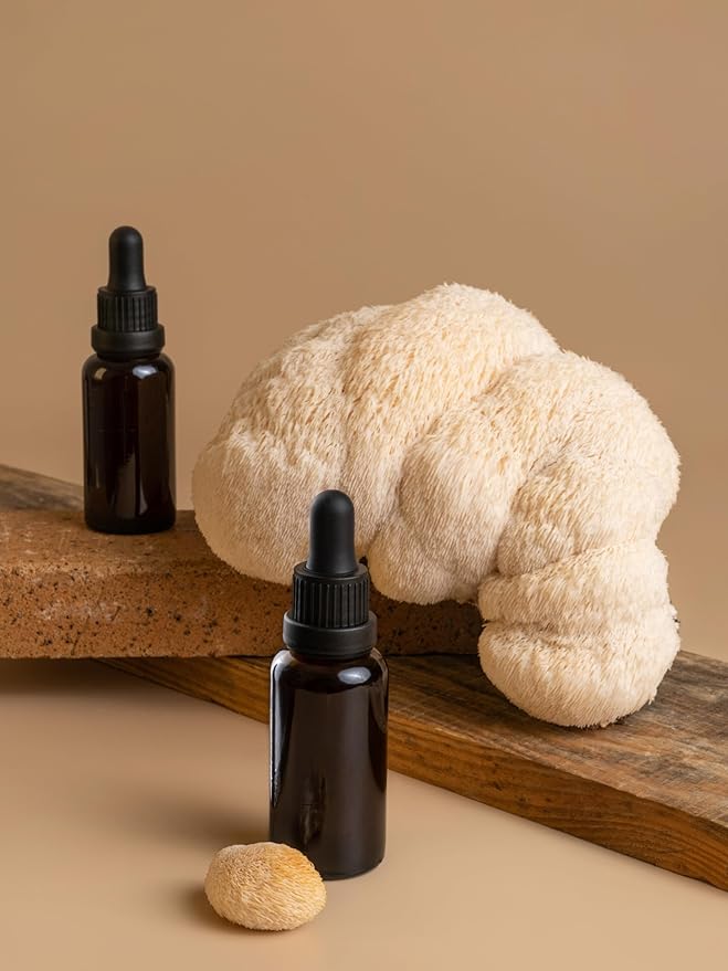 Freeze-Dried Lion's Mane Mushroom fruiting bodies Slices. Real Deal Large 25 Gram Jar. Great for tea or powder. Can be rehydrated and cooked or used as a herbal supplement. USDA organic. Excellent for Stamets Stack. No Refrigeration Required